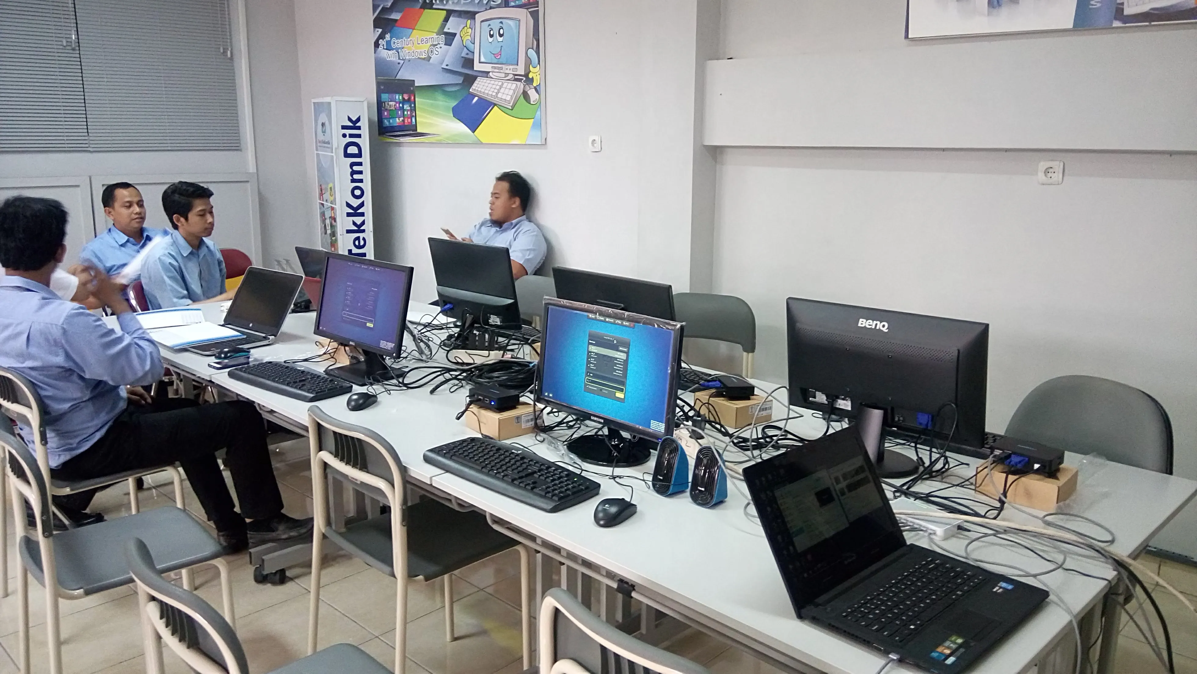 Provincial Education Training Room Photo 1